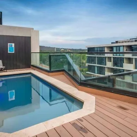 Cbd - Pool - Sleeps 4 - Parking Apartment Canberra Exterior photo